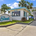 The Summit 220